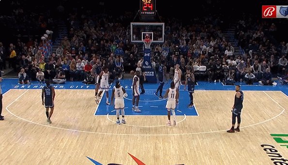 百家乐APP-莫兰特对话球迷遭驱逐 赛后晒图暗示裁判撒谎