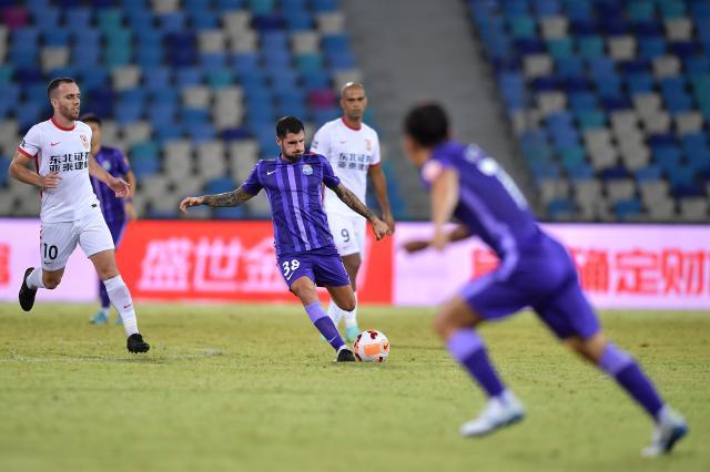 百家乐APP-津门虎淘到大师级中场 于根伟发愁后防天坑咋填？